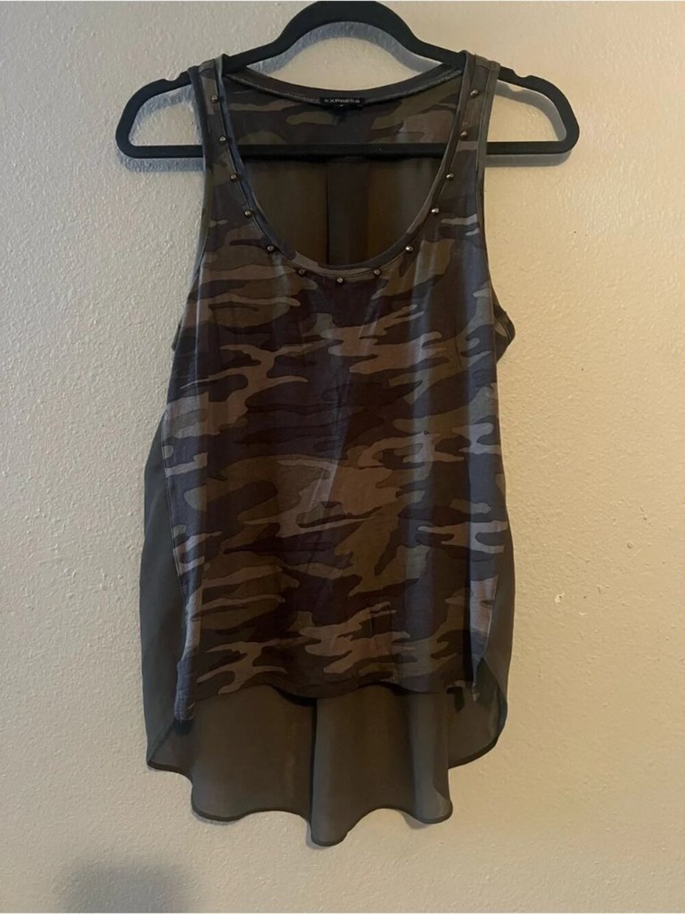 Express Camo Print Sleeveless High-Low Tank Top
